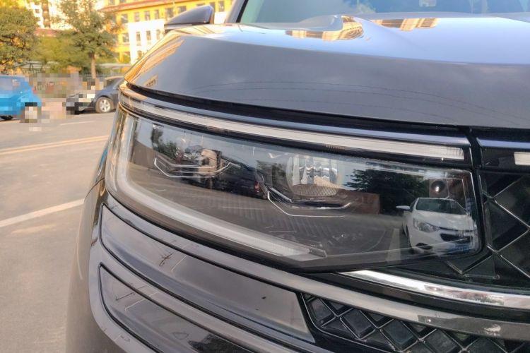 Used Volkswagen Tavendor 2023 380TSI Four-Wheel Drive R-Line Cruise Edition Right Front Headlight
