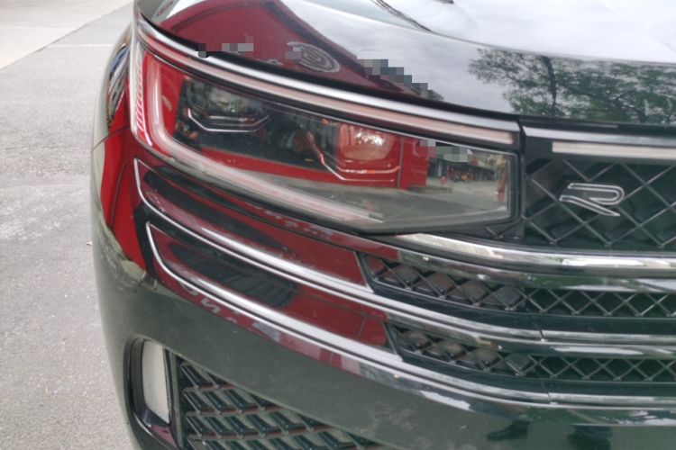 Used Volkswagen Tavendor 2023 330TSI Luxury Touring Edition Right Front Headlight