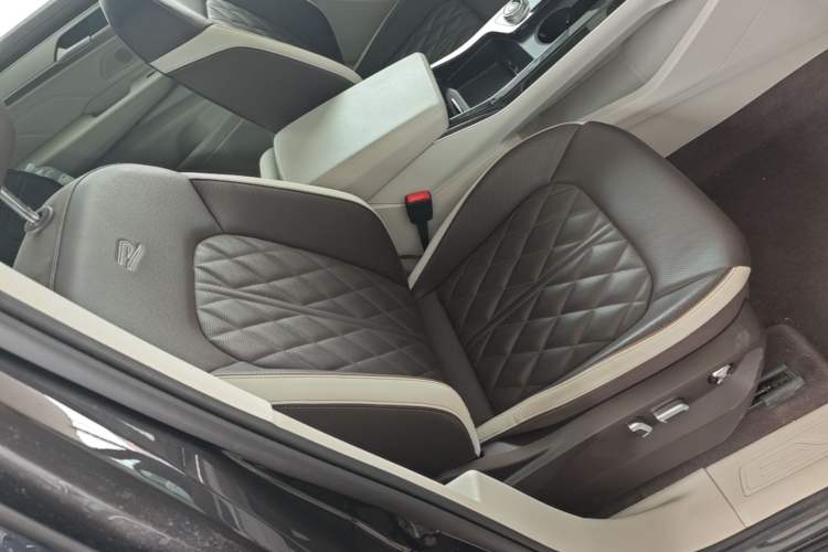 Used Volkswagen Tavendor 2023 380TSI Four-Wheel Drive R-Line Cruise Edition Right Front Seat