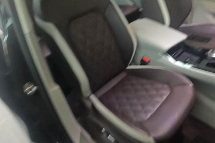 Used Volkswagen Tavendor 2023 380TSI Four-Wheel Drive R-Line Cruise Edition Right Front Seat