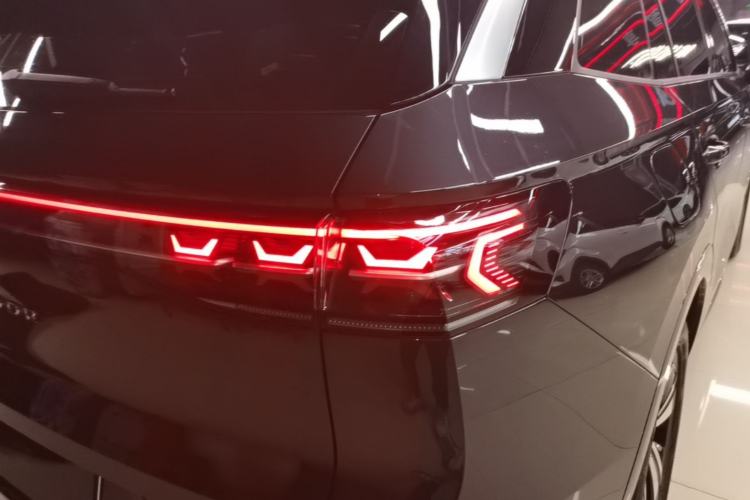 Used Volkswagen Tavendor 2023 380TSI Four-Wheel Drive R-Line Cruise Edition Right Rear Taillight