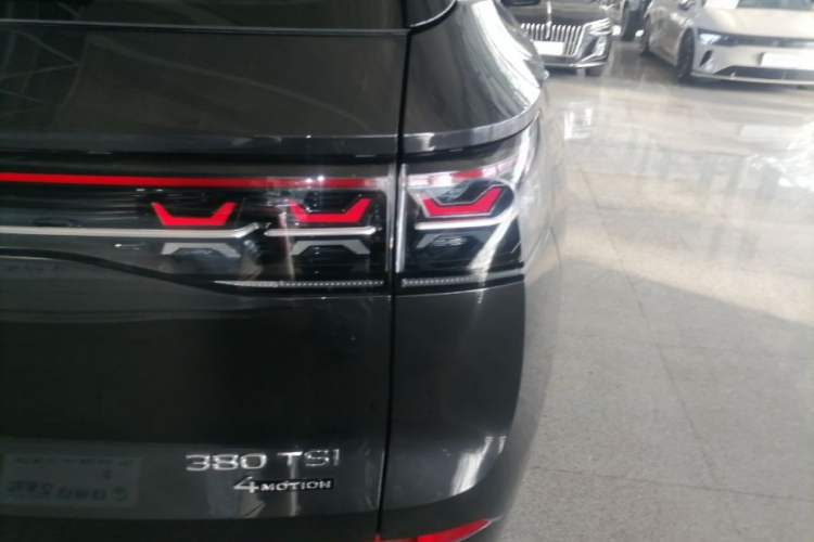 Used Volkswagen Tavendor 2023 380TSI Four-Wheel Drive R-Line Cruise Edition Right Rear Taillight
