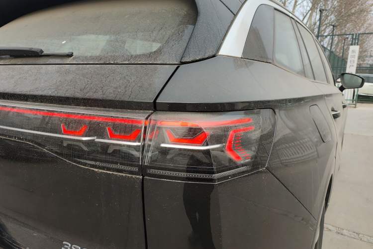 Used Volkswagen Tavendor 2023 380TSI Four-Wheel Drive R-Line Cruise Edition Right Rear Taillight