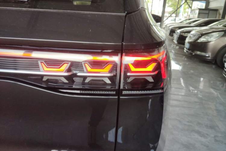 Used Volkswagen Tavendor 2023 380TSI Four-Wheel Drive R-Line Cruise Edition Right Rear Taillight