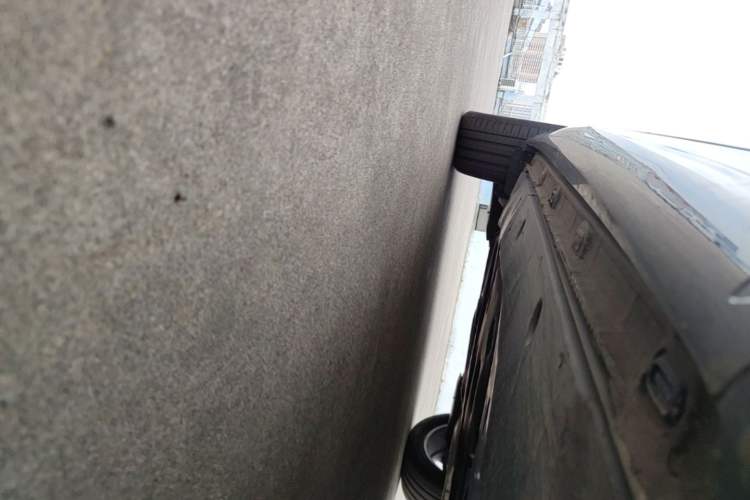 Used Volkswagen Tavendor 2023 380TSI Four-Wheel Drive R-Line Cruise Edition Right Side Sill