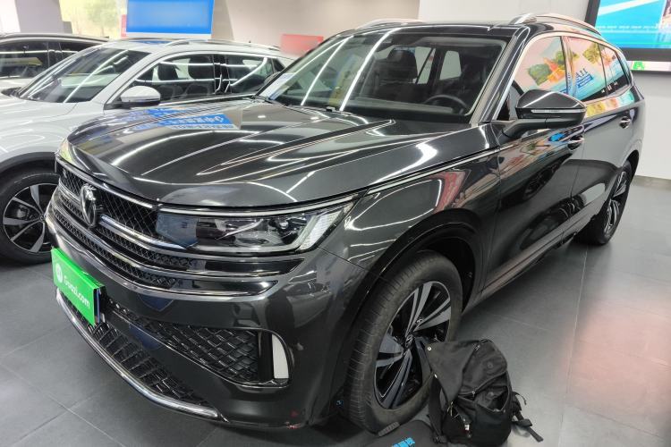 Volkswagen Tavendor 2023 380TSI Four-Wheel Drive R-Line Cruise Edition d’occasion Guazi used car, China used car export, Used car for sale, Used  cars, Cheapest cars for sale
