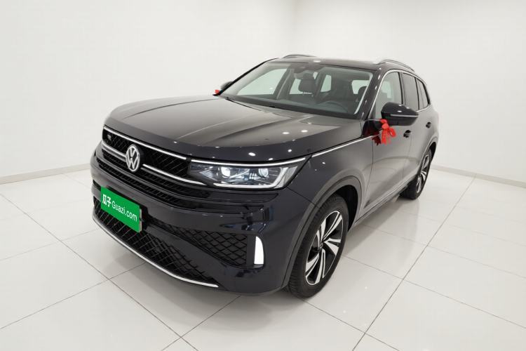 Volkswagen Tavendor 2023 380TSI Four-Wheel Drive R-Line Cruise Edition usata Guazi used car, China used car export, Used car for sale, Used cars, Cheapest cars for sale