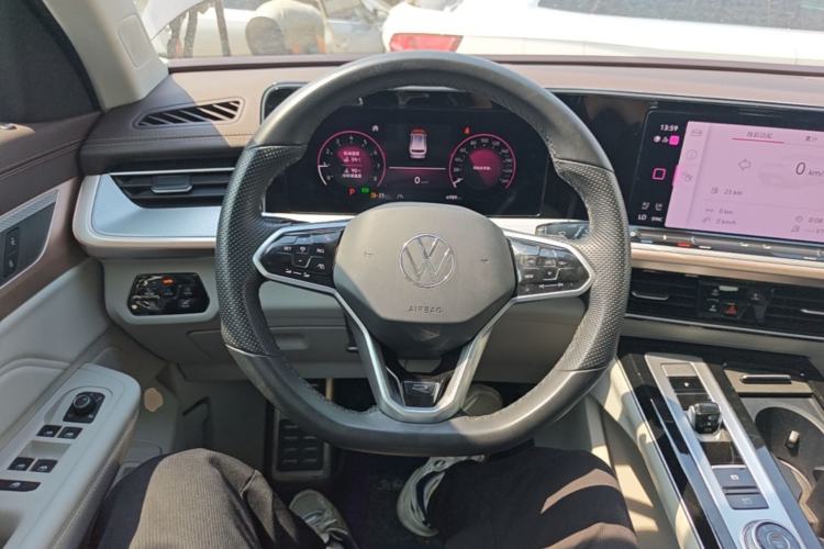 Used Volkswagen Tavendor 2023 380TSI Four-Wheel Drive R-Line Cruise Edition Steering Wheel