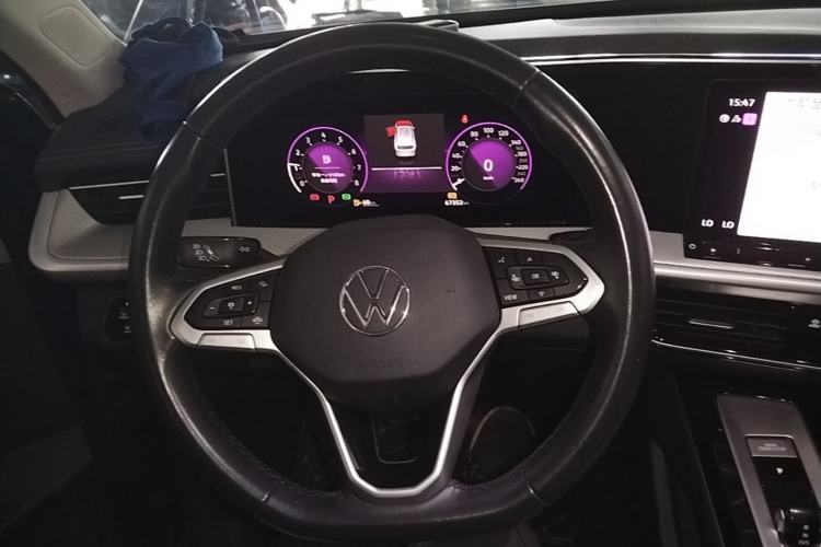 Used Volkswagen Tavendor 2023 330TSI Luxury Touring Edition Steering Wheel