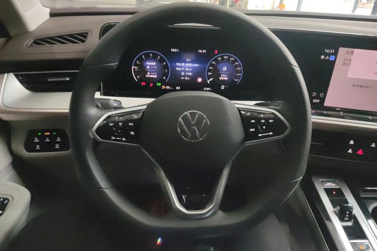 Used Volkswagen Tavendor 2023 380TSI Four-Wheel Drive R-Line Cruise Edition Steering Wheel