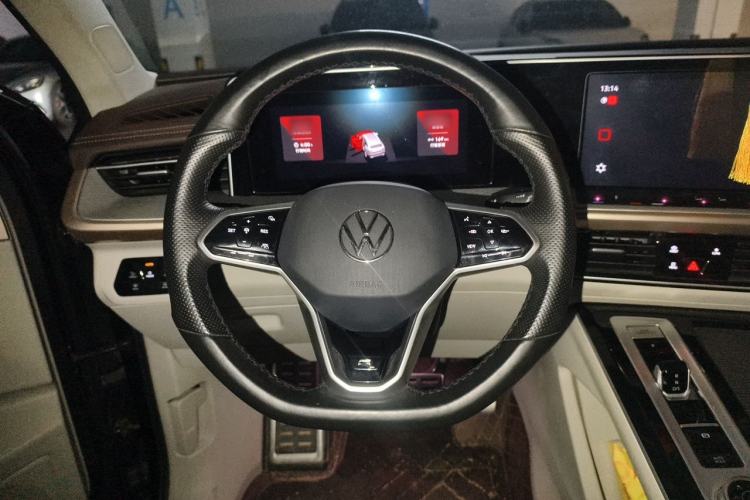 Used Volkswagen Tavendor 2023 380TSI Four-Wheel Drive R-Line Cruise Edition Steering Wheel