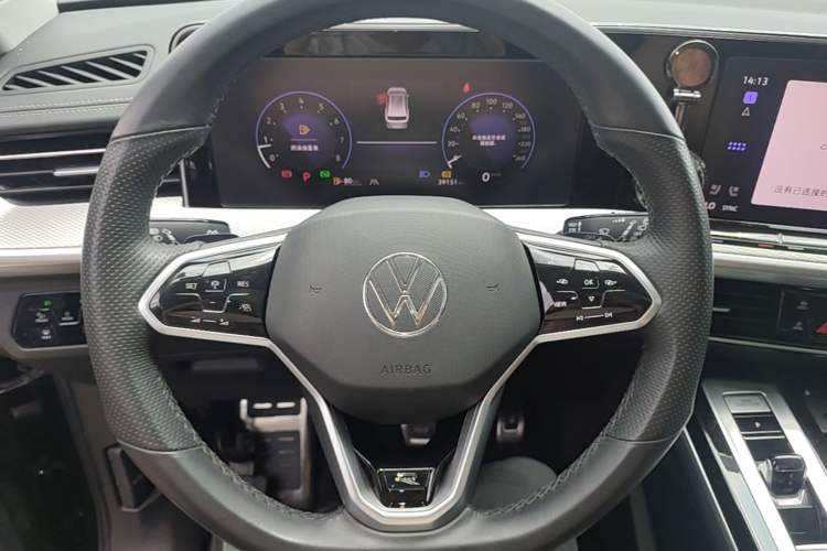 Used Volkswagen Tavendor 2023 380TSI Four-Wheel Drive R-Line Cruise Edition Steering Wheel