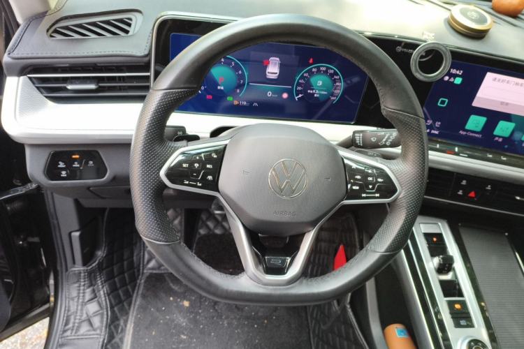 Used Volkswagen Tavendor 2023 380TSI Four-Wheel Drive R-Line Cruise Edition Steering Wheel