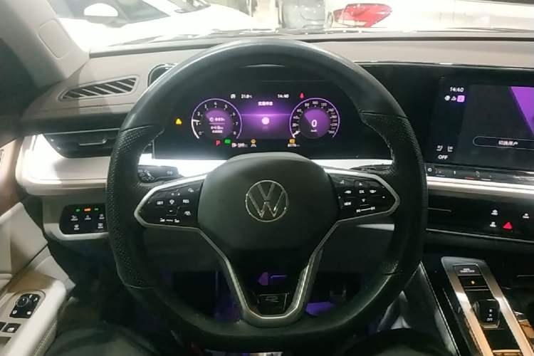Used Volkswagen Tavendor 2023 380TSI Four-Wheel Drive R-Line Cruise Edition Steering Wheel
