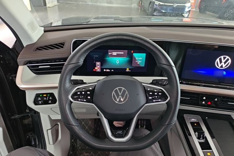 Used Volkswagen Tavendor 2023 380TSI Four-Wheel Drive R-Line Cruise Edition Steering Wheel
