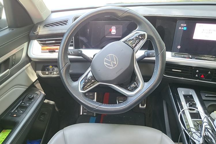 Used Volkswagen Tavendor 2023 380TSI Four-Wheel Drive R-Line Cruise Edition Steering Wheel