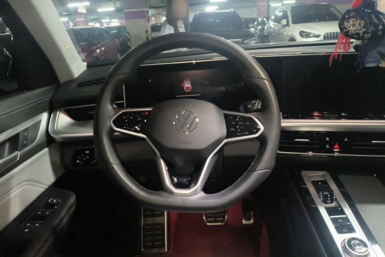 Used Volkswagen Tavendor 2023 380TSI Four-Wheel Drive R-Line Cruise Edition Steering Wheel