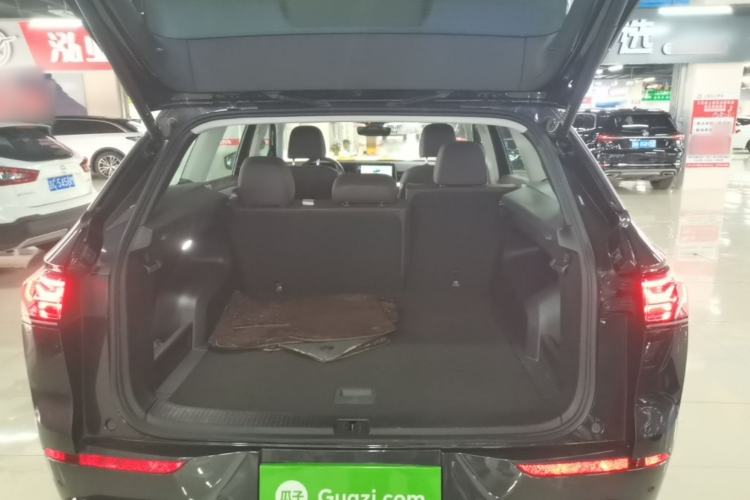 Used Volkswagen Tavendor 2023 380TSI Four-Wheel Drive R-Line Cruise Edition Trunk