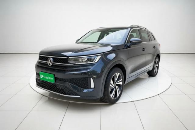Ojetý Volkswagen Tavendor 2023 380TSI Four-Wheel Drive R-Line Cruise Edition