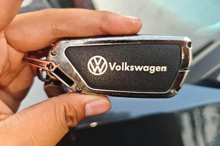 Used Volkswagen Tavendor 2023 380TSI Four-Wheel Drive R-Line Cruise Edition Vehicle Key