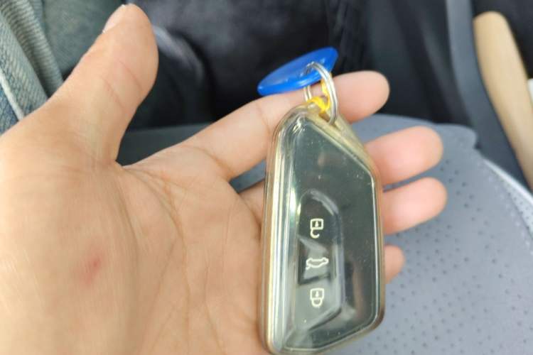 Used Volkswagen Tavendor 2023 380TSI Four-Wheel Drive R-Line Cruise Edition Vehicle Key