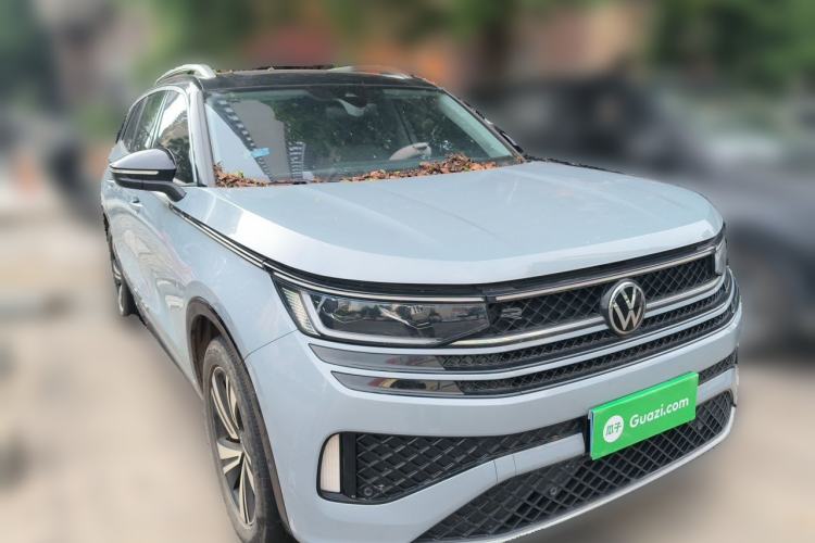 Used Volkswagen Tavendor 2023 380TSI Four-Wheel Drive R-Line Cruise Edition Front Right 45 Deg