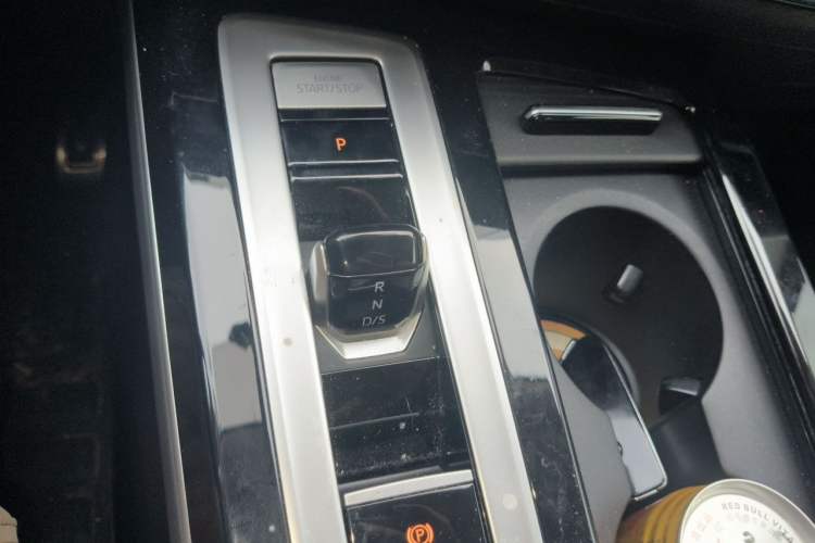 Used Volkswagen Tavendor 2023 380TSI Four-Wheel Drive R-Line Cruise Edition Gear Lever