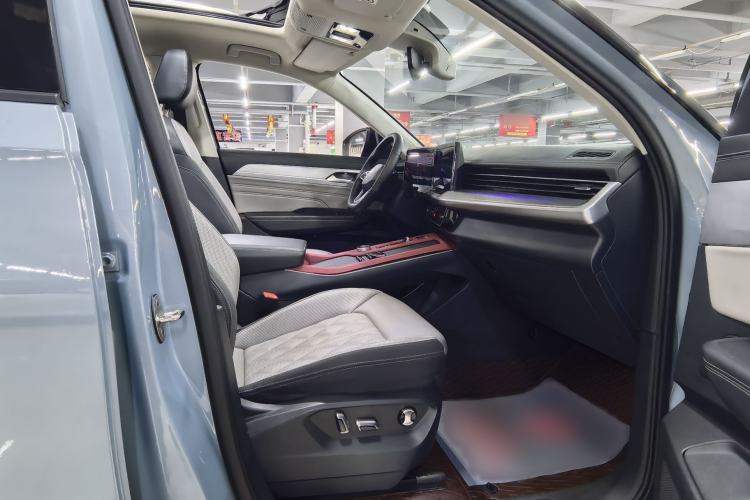 Used Volkswagen Tavendor 2023 380TSI Four-Wheel Drive R-Line Cruise Edition Interior 13
