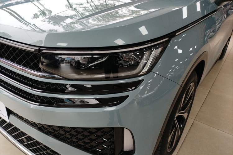 Used Volkswagen Tavendor 2023 380TSI Four-Wheel Drive R-Line First Edition Left Front Headlight
