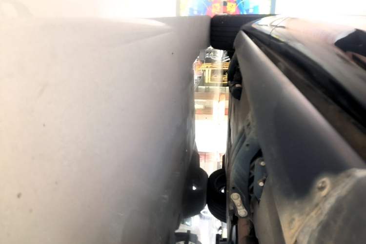 Used Volkswagen Tavendor 2023 380TSI Four-Wheel Drive R-Line Cruise Edition Left Side Sill