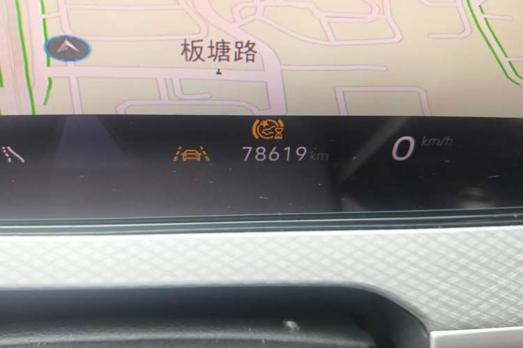 Used Volkswagen Tavendor 2023 380TSI Four-Wheel Drive R-Line First Edition Odometer Close Up