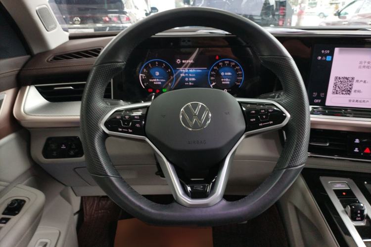 Used Volkswagen Tavendor 2023 380TSI Four-Wheel Drive R-Line First Edition Steering Wheel