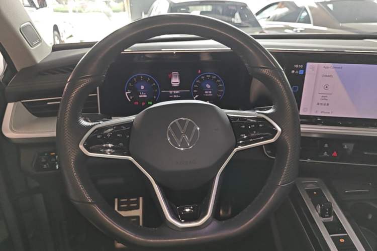Used Volkswagen Tavendor 2023 380TSI Four-Wheel Drive R-Line First Edition Steering Wheel