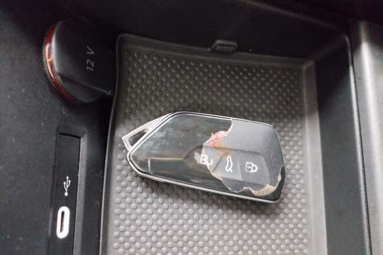 Used Volkswagen Tavendor 2023 380TSI Four-Wheel Drive R-Line First Edition Vehicle Key