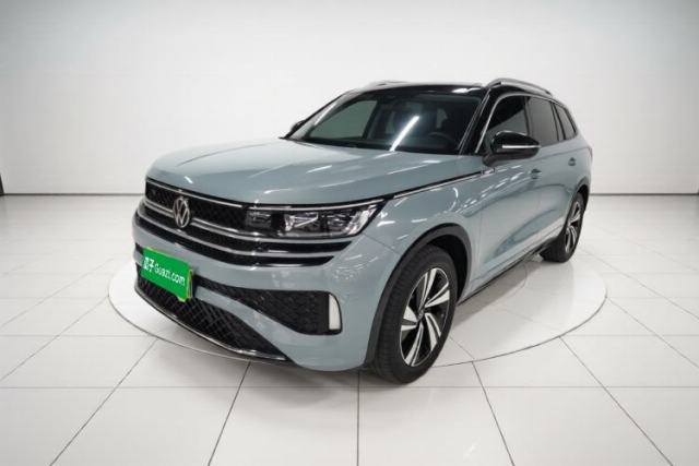 Ojetý Volkswagen Tavendor 2023 380TSI Four-Wheel Drive R-Line Cruise Edition