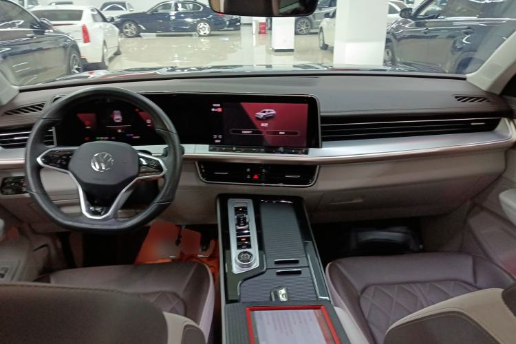 Used Volkswagen Tavendor 2023 380TSI Four-Wheel Drive R-Line Cruise Edition Center Console