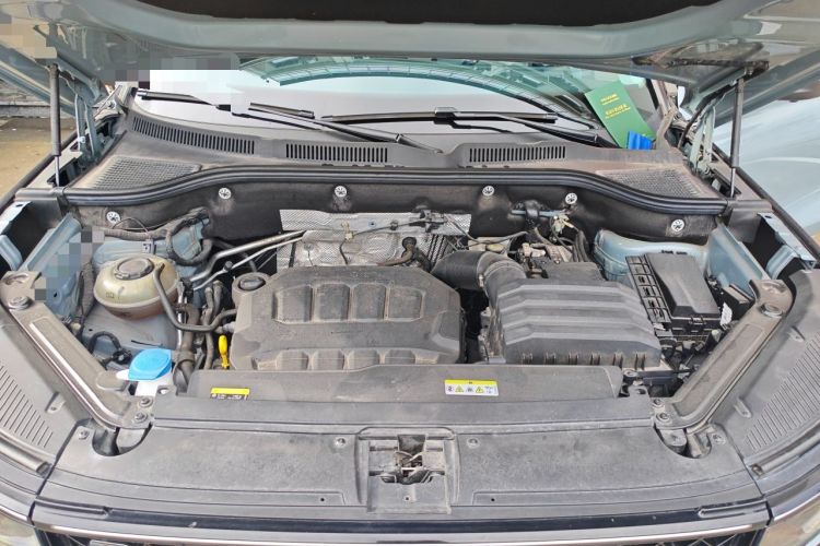 Used Volkswagen Tavendor 2023 380TSI Four-Wheel Drive R-Line Cruise Edition Engine Bay