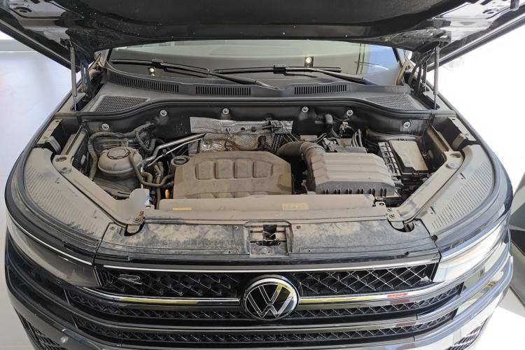 Used Volkswagen Tavendor 2023 380TSI Four-Wheel Drive R-Line Cruise Edition Engine Bay