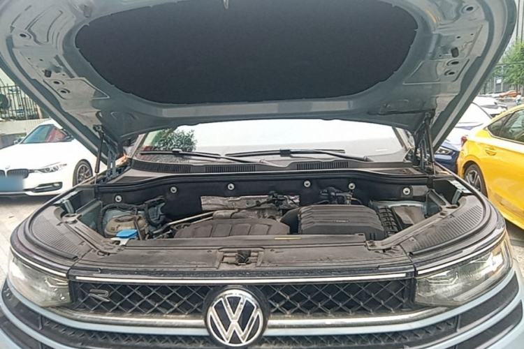 Used Volkswagen Tavendor 2023 380TSI Four-Wheel Drive R-Line Cruise Edition Engine Bay