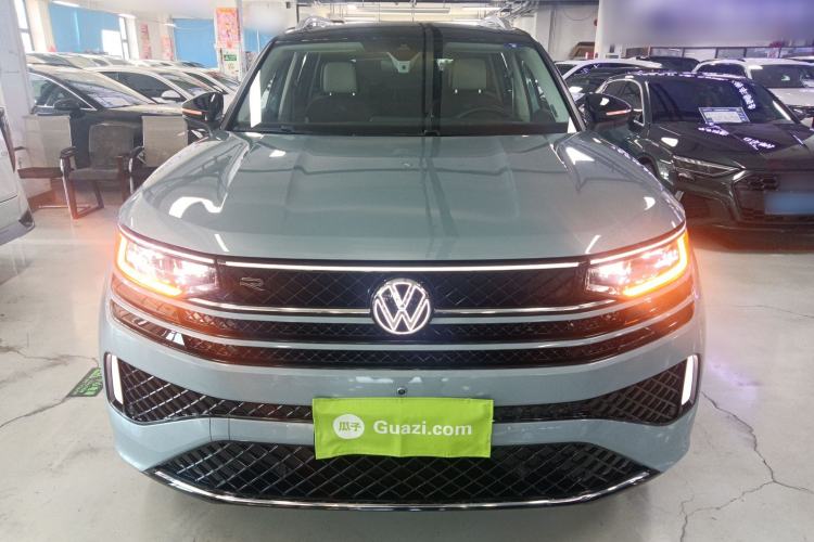 Used Volkswagen Tavendor 2023 380TSI All-Wheel Drive R-Line Journey Edition Exterior 1