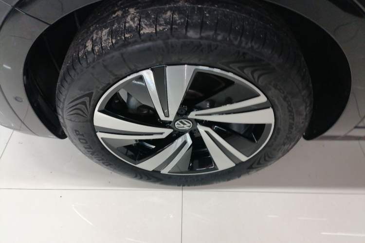 Used Volkswagen Tavendor 2023 380TSI Four-Wheel Drive R-Line Cruise Edition Exterior 4