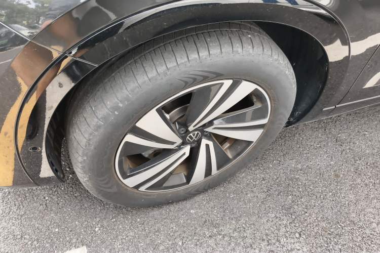 Used Volkswagen Tavendor 2023 380TSI Four-Wheel Drive R-Line Cruise Edition Exterior 4