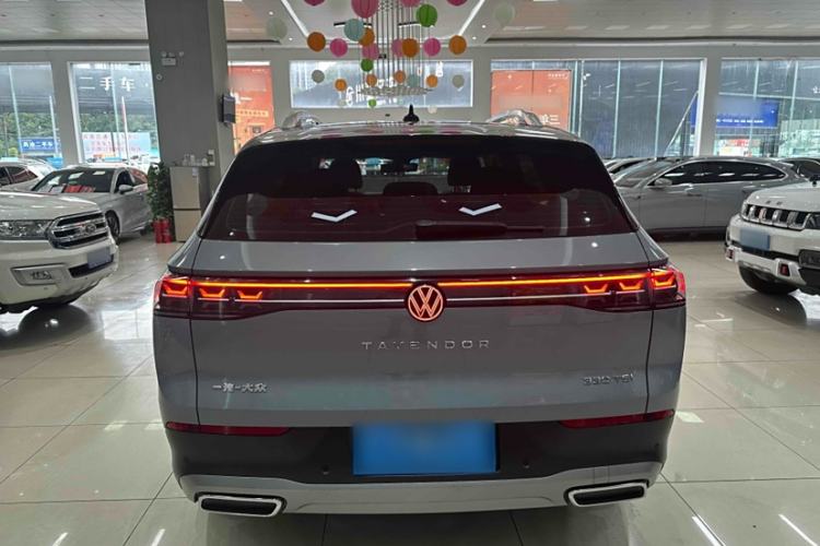 Used Volkswagen Tavendor 2023 330TSI Luxury Touring Edition Exterior 5