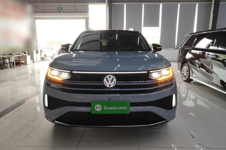 Used Volkswagen Tavendor 2023 380TSI Four-Wheel Drive R-Line First Edition Front
