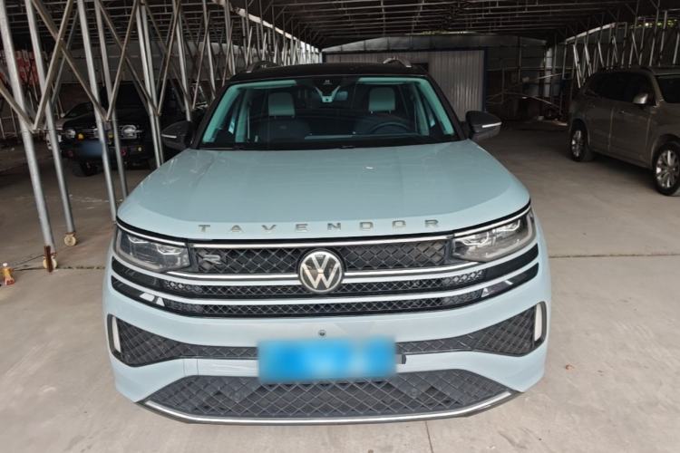 Used Volkswagen Tavendor 2023 380TSI All-Wheel Drive R-Line Journey Edition Front
