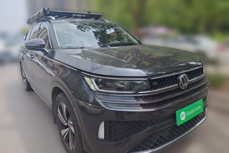 Used Volkswagen Tavendor 2023 380TSI Four-Wheel Drive R-Line Cruise Edition Front Right 45 Deg