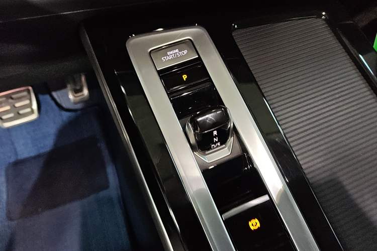 Used Volkswagen Tavendor 2023 380TSI Four-Wheel Drive R-Line Cruise Edition Gear Lever