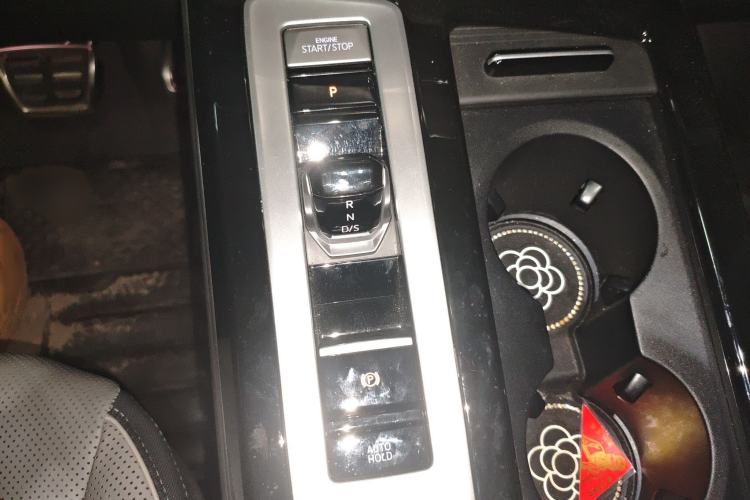 Used Volkswagen Tavendor 2023 380TSI Four-Wheel Drive R-Line Cruise Edition Gear Lever