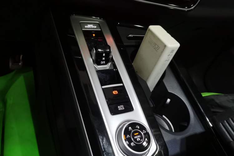 Used Volkswagen Tavendor 2023 380TSI Four-Wheel Drive R-Line Cruise Edition Gear Lever