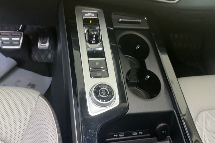 Used Volkswagen Tavendor 2023 380TSI Four-Wheel Drive R-Line Cruise Edition Gear Lever